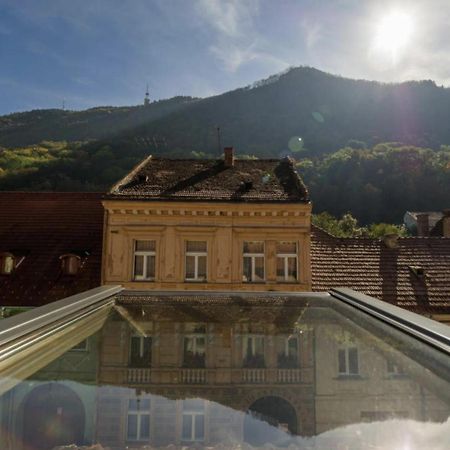 Rooftop Proprety With Large Terrace & Stunning Views - Брашов Экстерьер фото