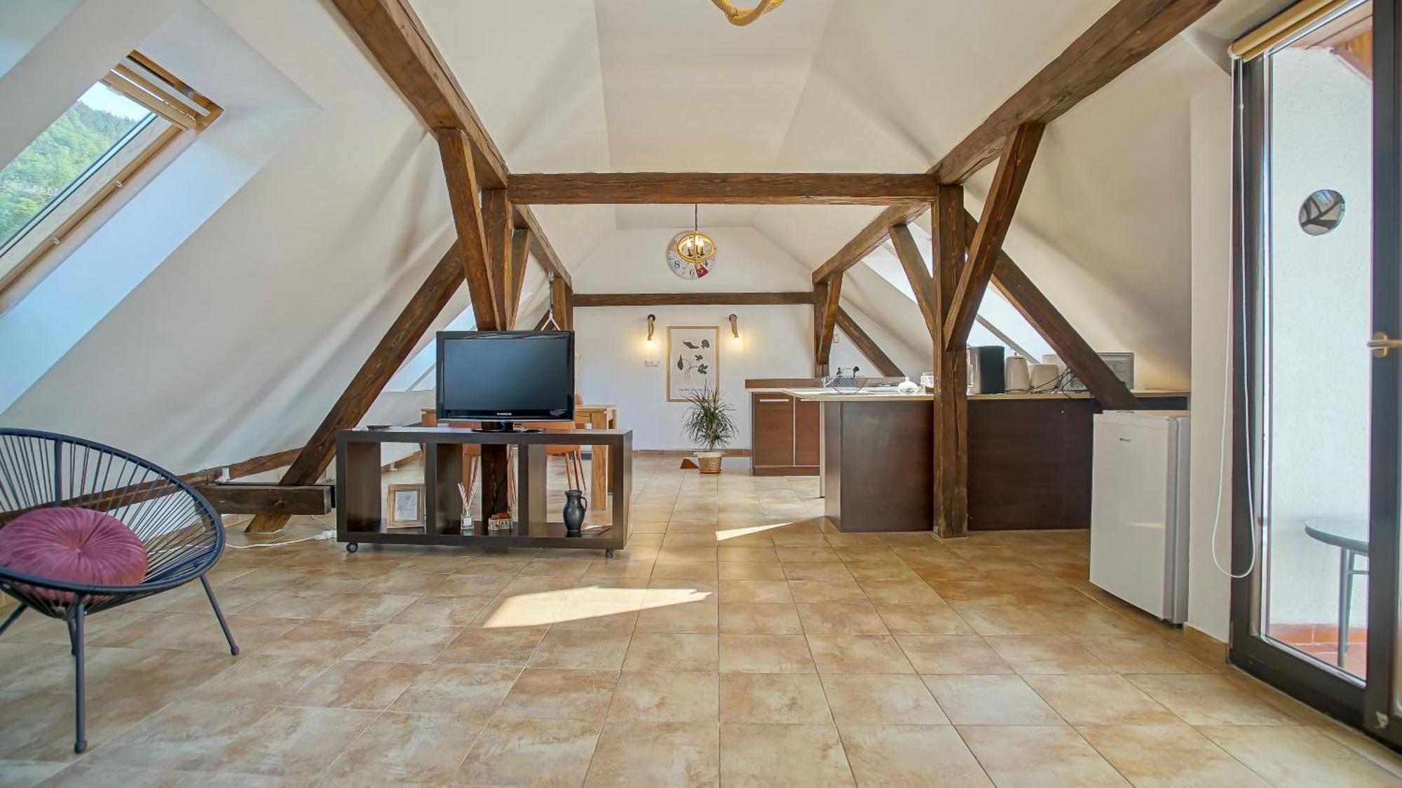 Rooftop Proprety With Large Terrace & Stunning Views - Брашов Экстерьер фото